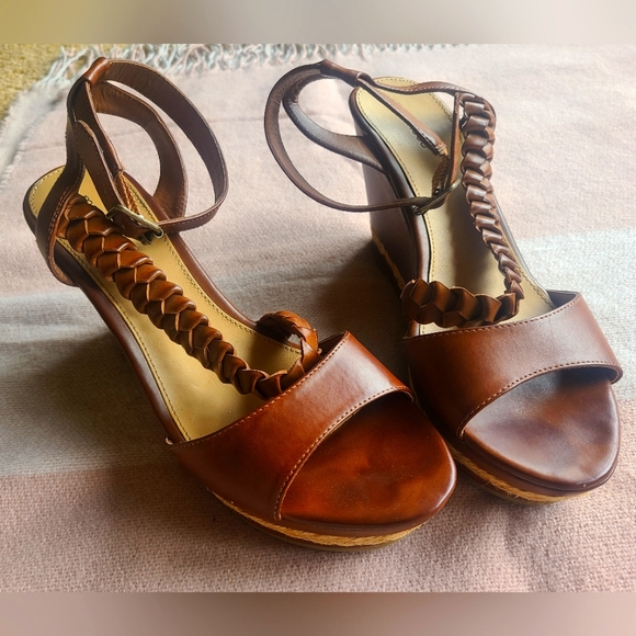 Maurices Shoes - Maurices size 11. Wedge heels. Brownish color.